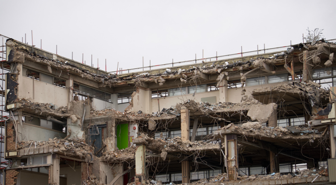 Negligent Hospital Building Construction Compensation UK